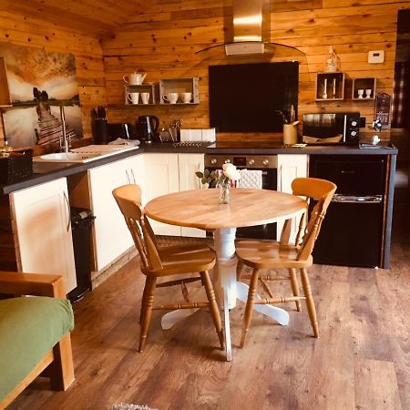 Sunset Cabin โมลด์ ภายนอก รูปภาพ